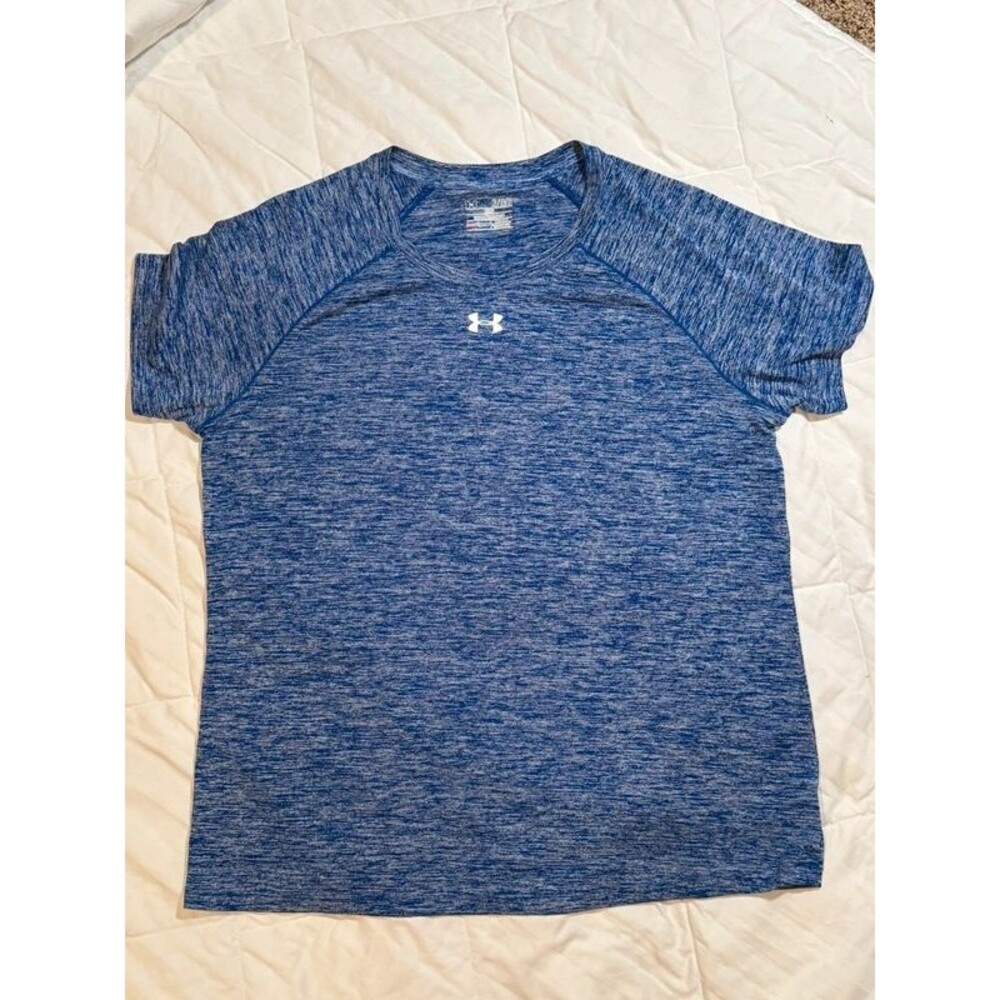 Women’s Under Armour loose fit tshirt